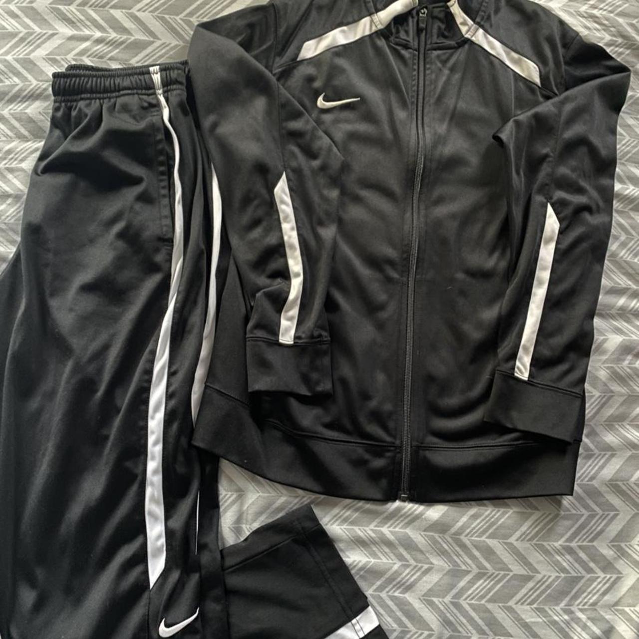 nike xs tracksuit