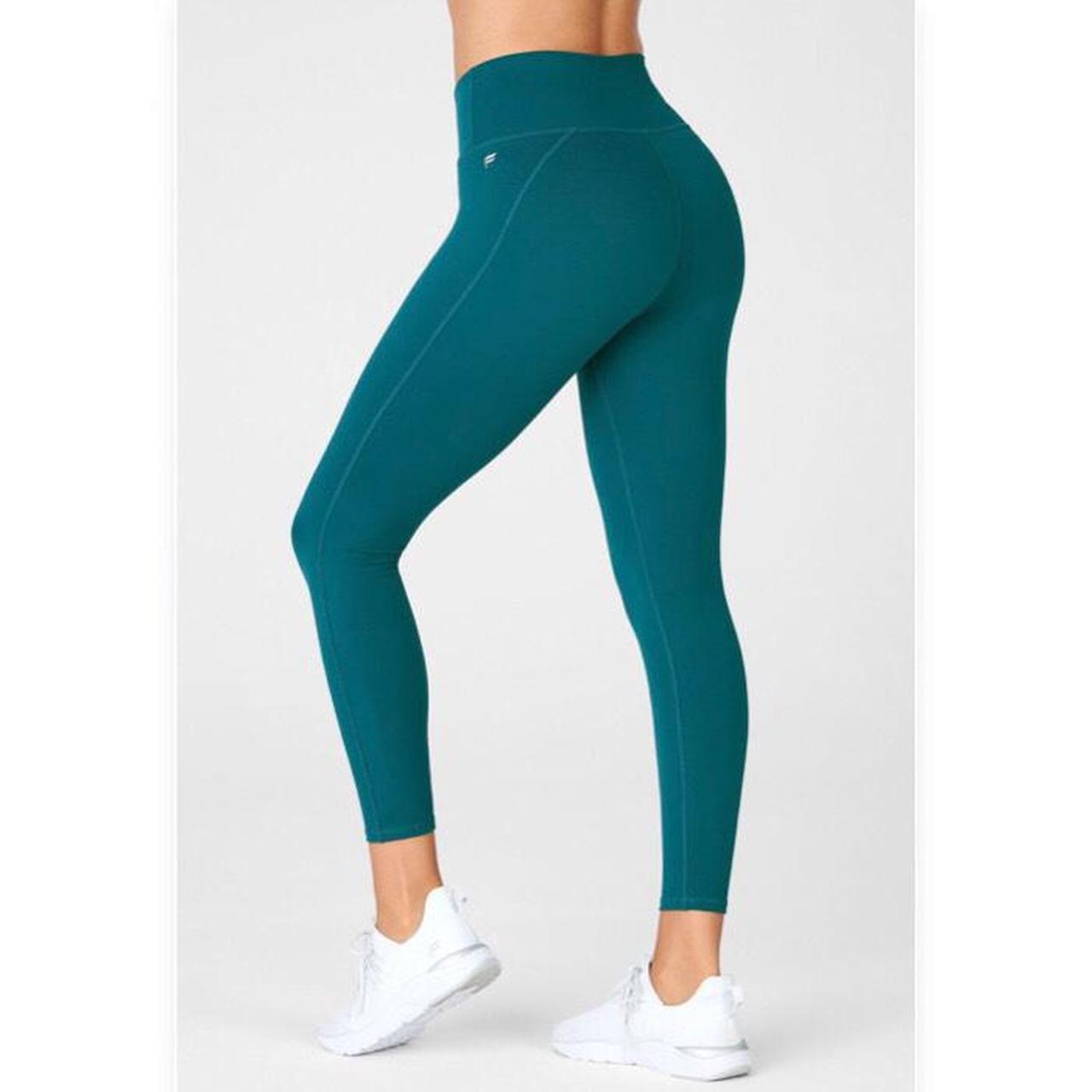 Fabletics hotsell hidden pockets