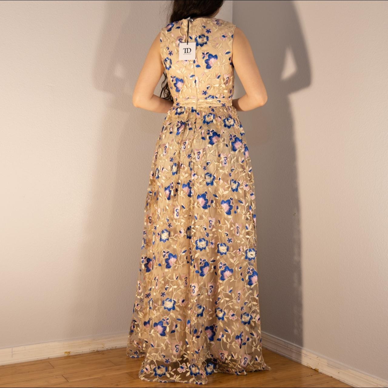 Product Image 3 - Breathtaking NWT Ivory Sheer Floral