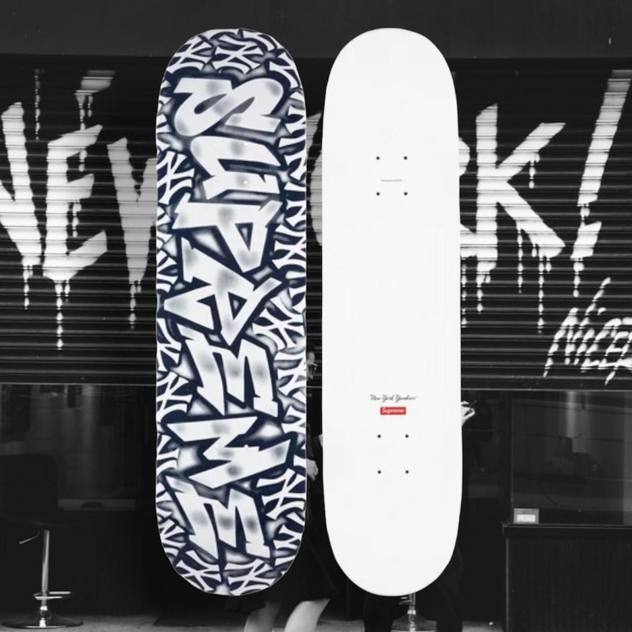 Supreme New York Yankees Airbrush Skateboard Deck ClaySupreme New York Yankees  Airbrush Skateboard Deck Clay - OFour