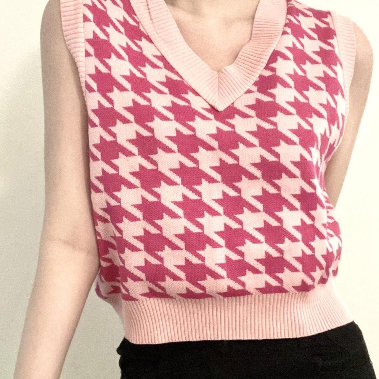 pink houndstooth sweater