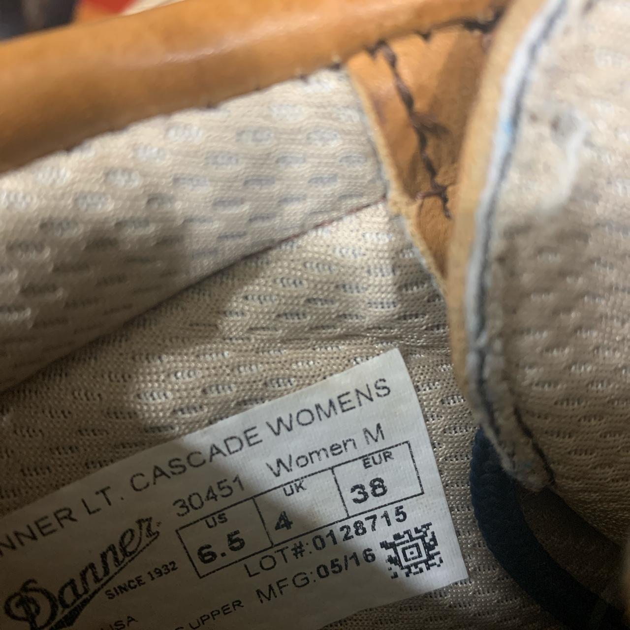 danner light cascade hiking boots