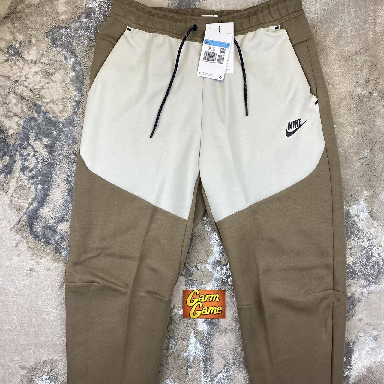 sandalwood tech fleece joggers