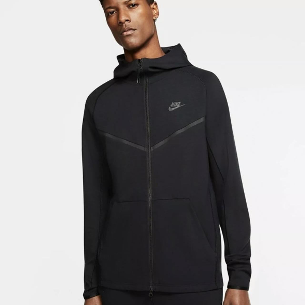 mens black nike tech fleece