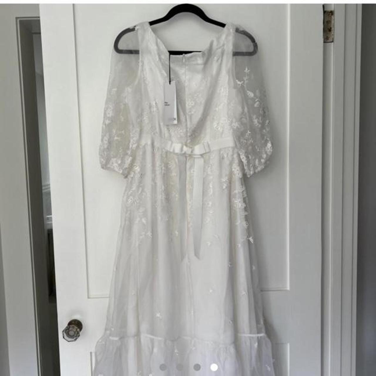 Product Image 4 - Floredice Wedding Dress Floral Embroidered