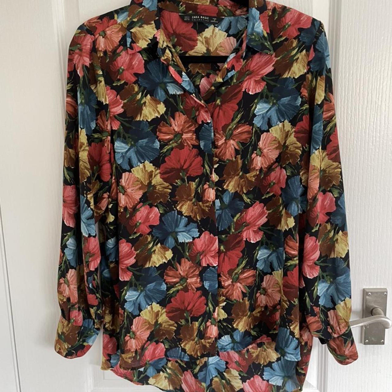 Zara floral sheer shirt with shoulder pads, size S - Depop