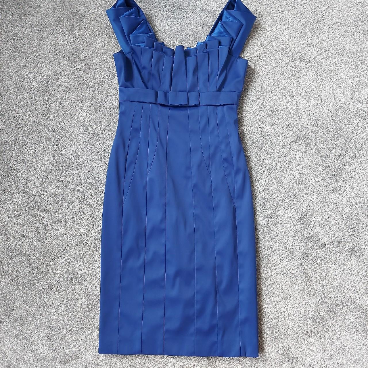 🌞 Beautiful blue satin dress from Karen Millen... Depop