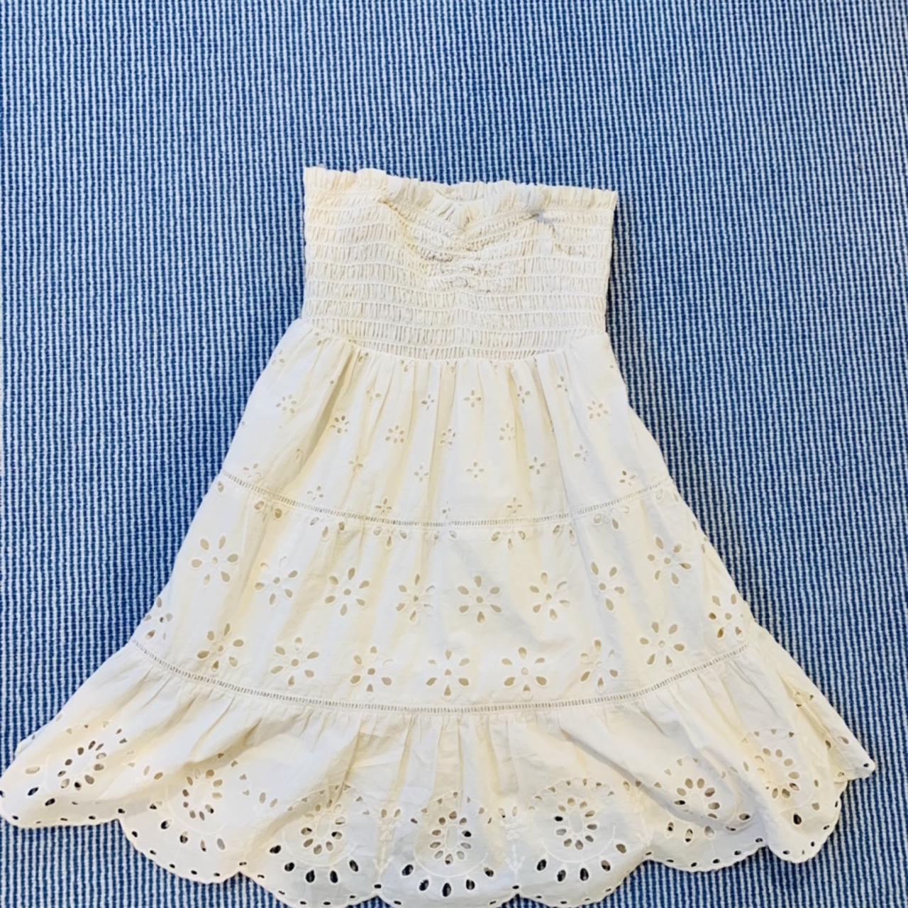 Adorable American Eagle creamy eyelet smocked... - Depop