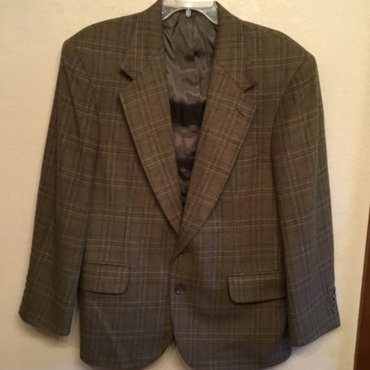 Single breasted sport jacket, two buttons with two... - Depop