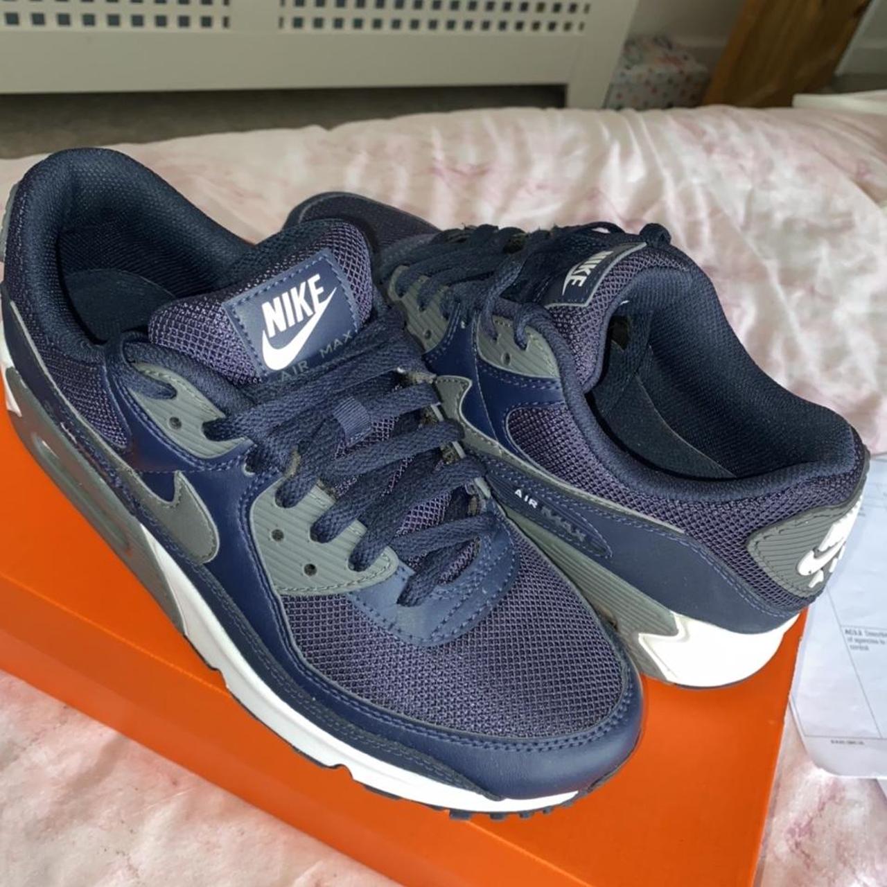 mens nike air trainers size 7