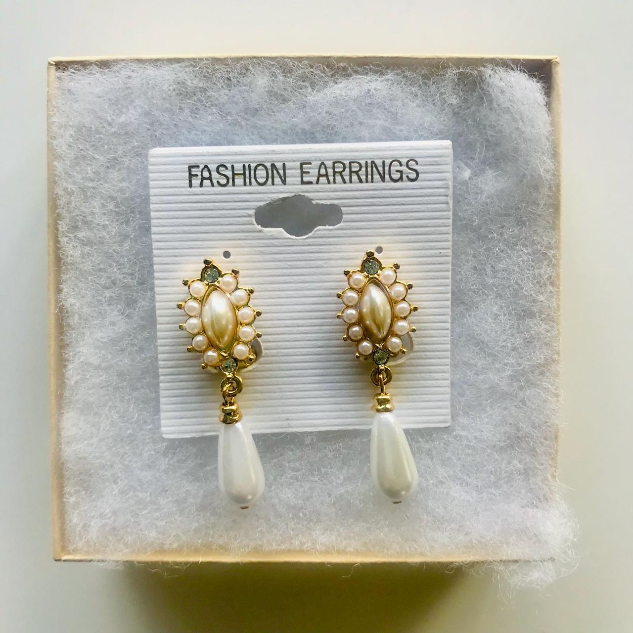 item listed by lonelybluenights