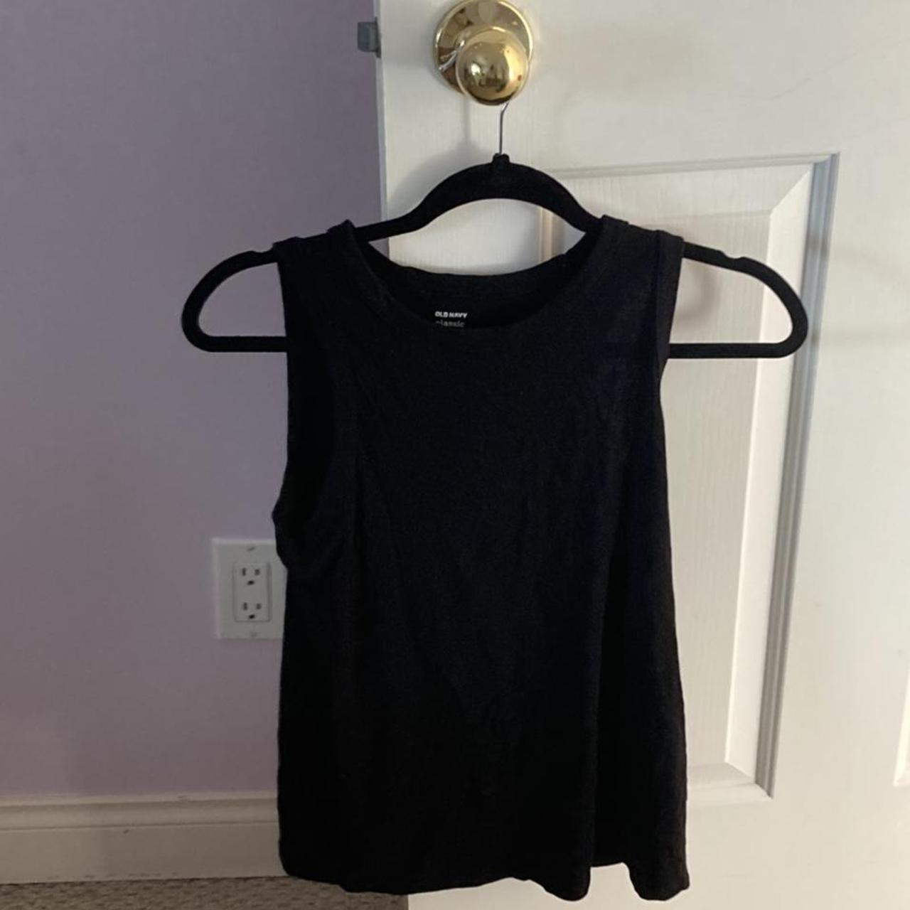 Old Navy Women's Black Vest | Depop