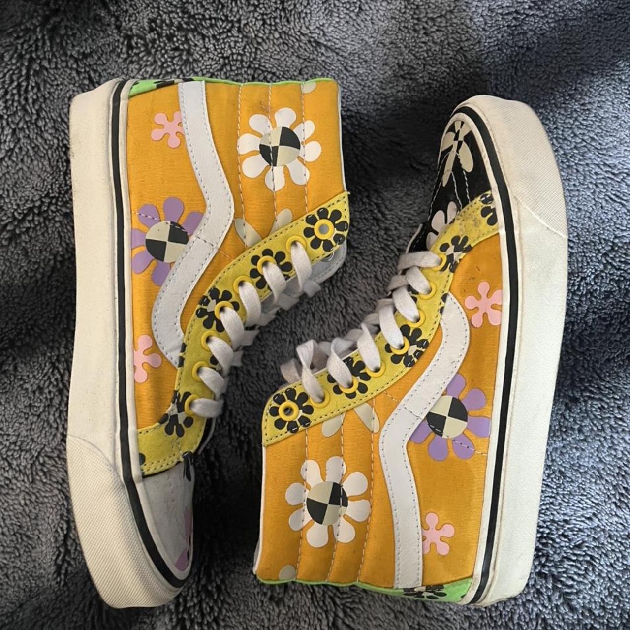 Vans sk8 hi on sale sunflower