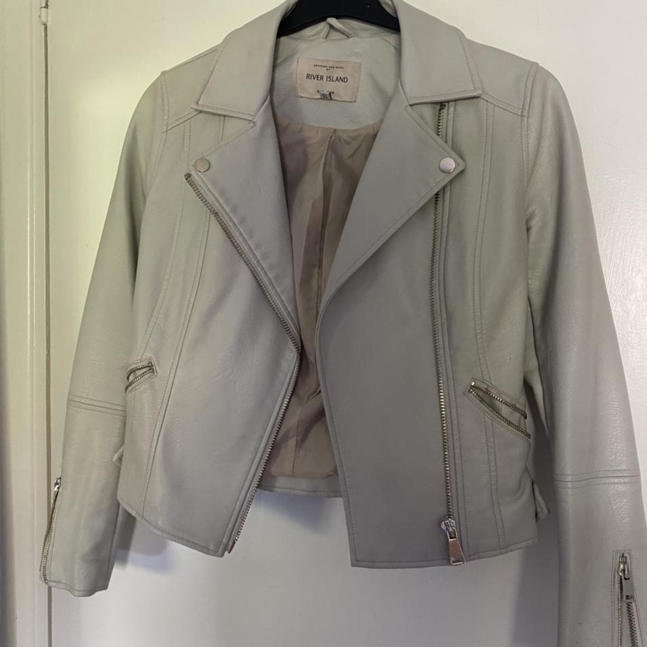 River Island Women's Jacket Depop