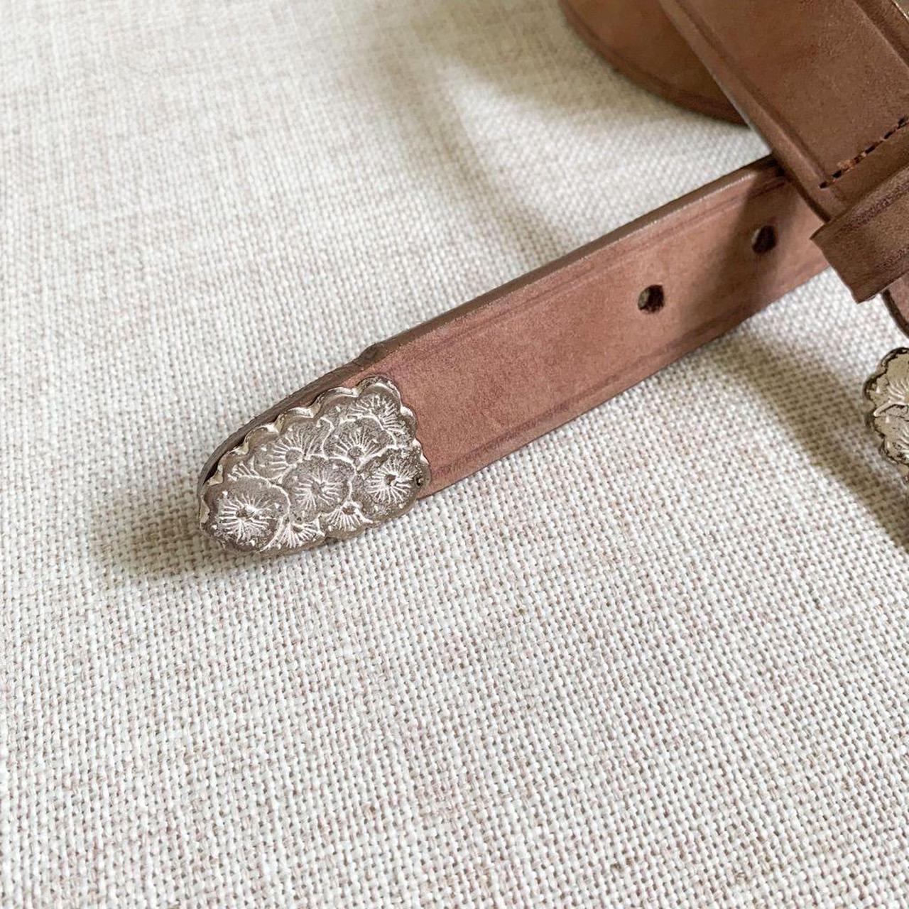 Eddie Bauer boho brown leather belt with floral... Depop