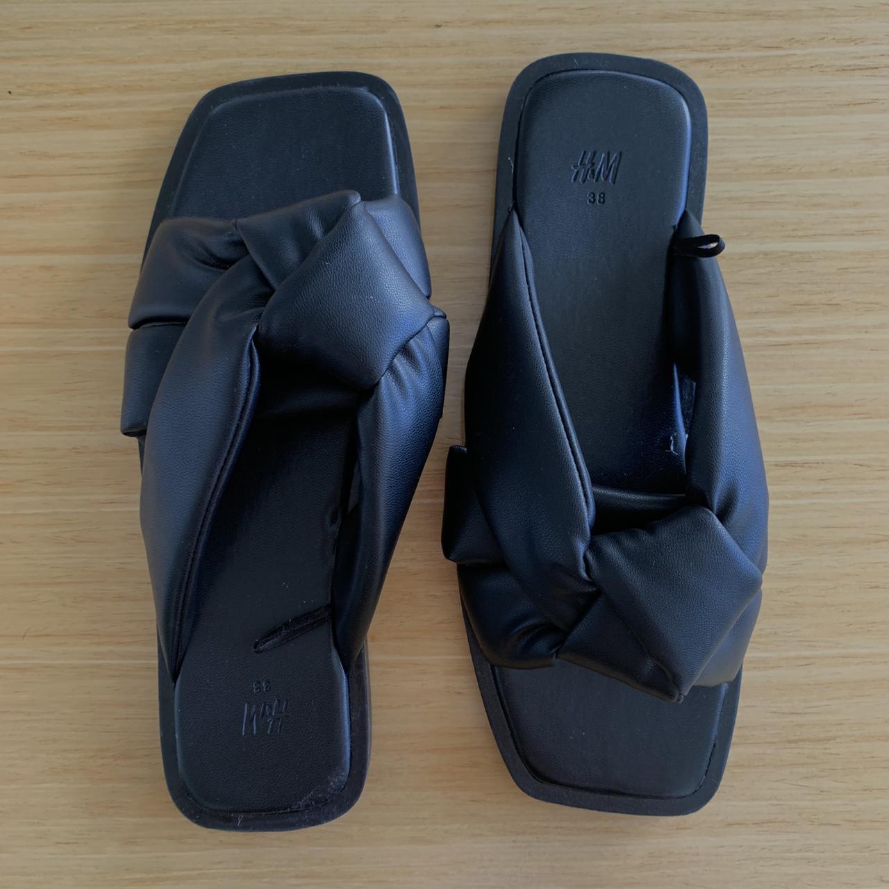 h&m quilted slides