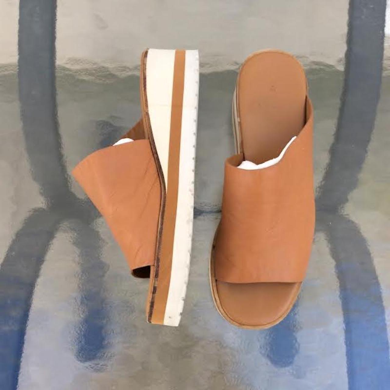 vince fairley leather slide