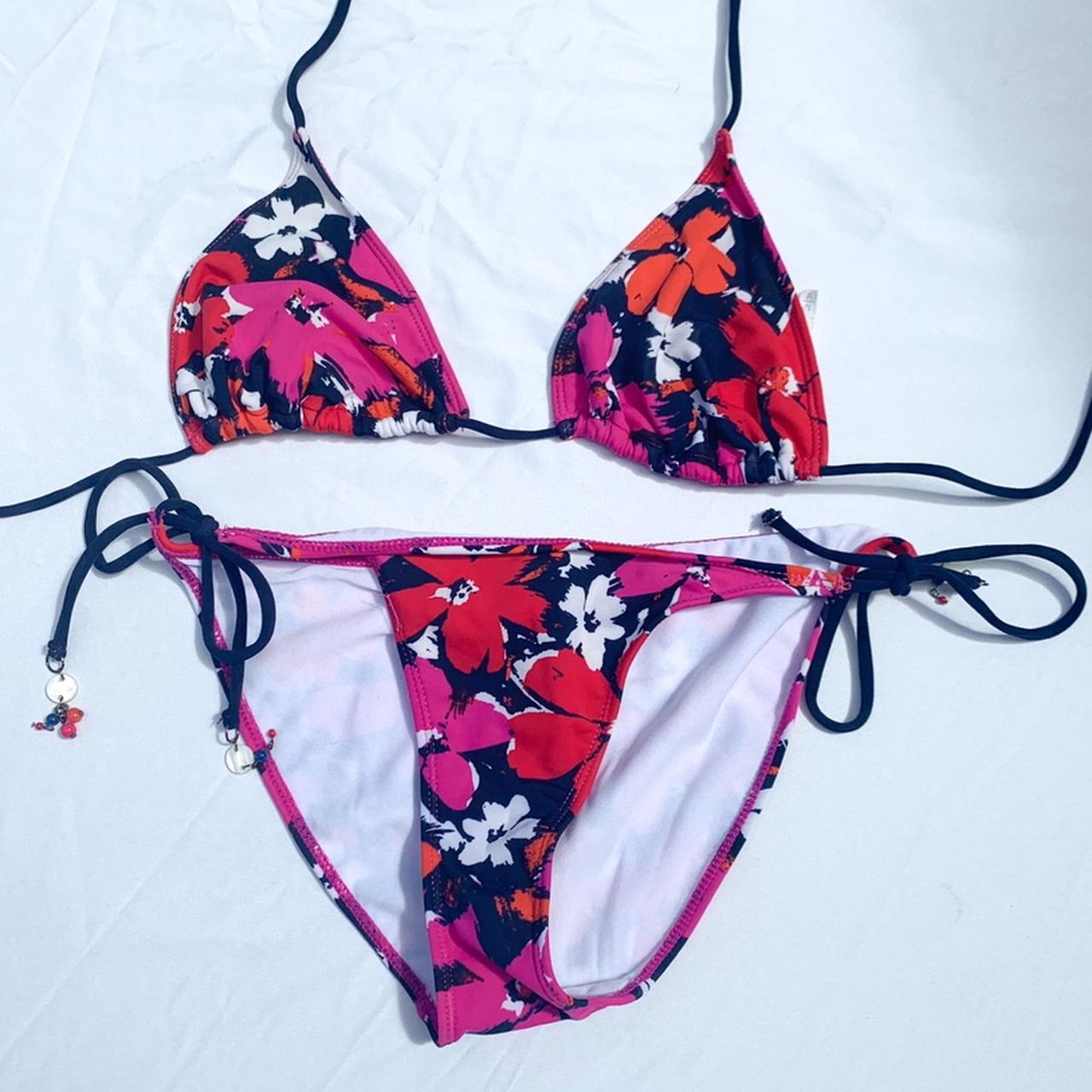 Navy and Pink Hibiscus Bikini Set So trendy rn!!... - Depop