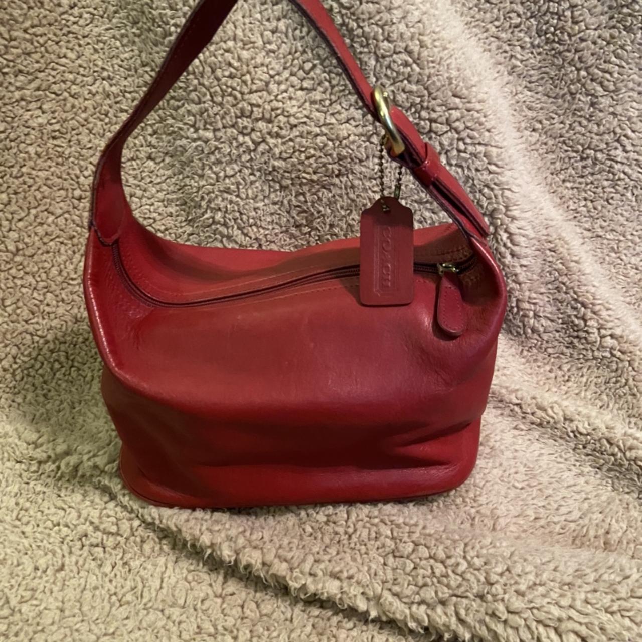 Cassie leather handbag Coach Red in Leather - 32433736