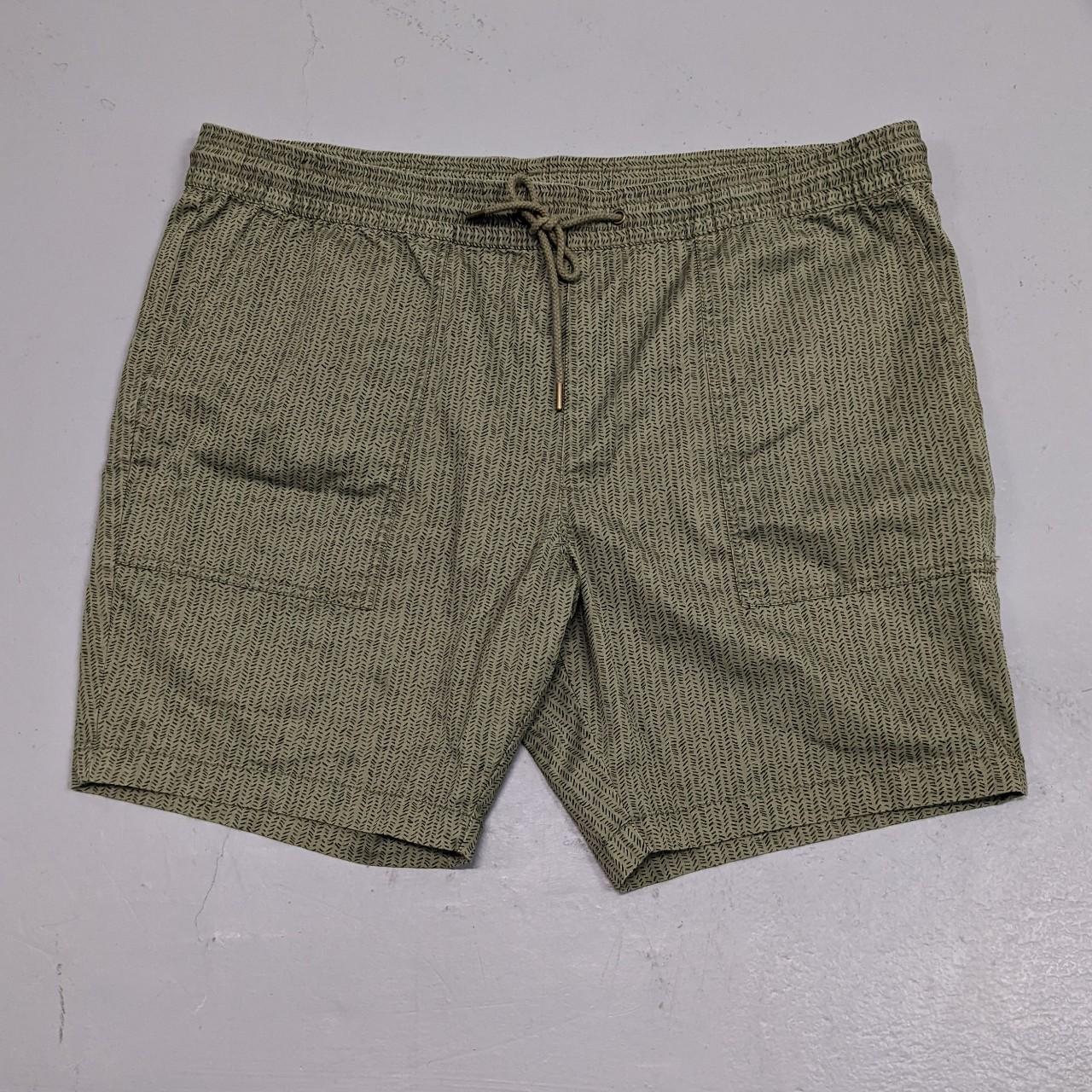 Product Image 1 - Retro Minimalist Indie Moss Green