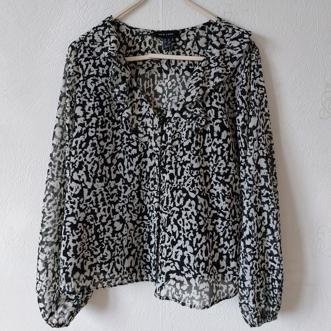 New Look Women's Black and White Blouse | Depop