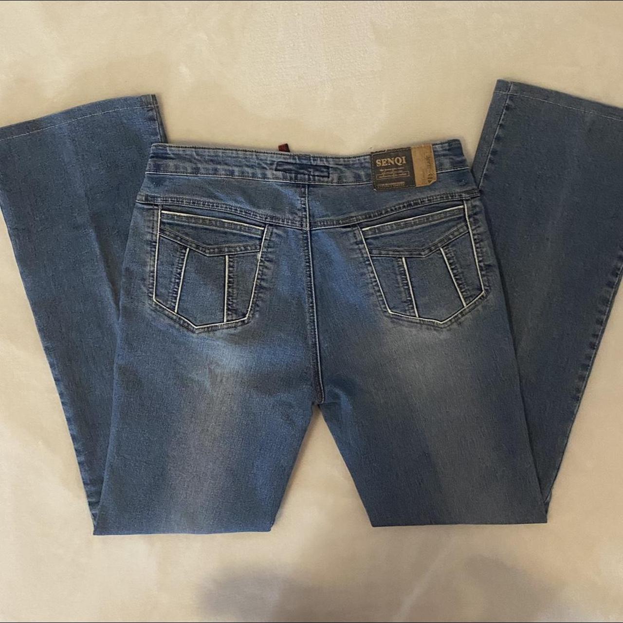 Super cute mid rise flare jeans there in perfect... - Depop