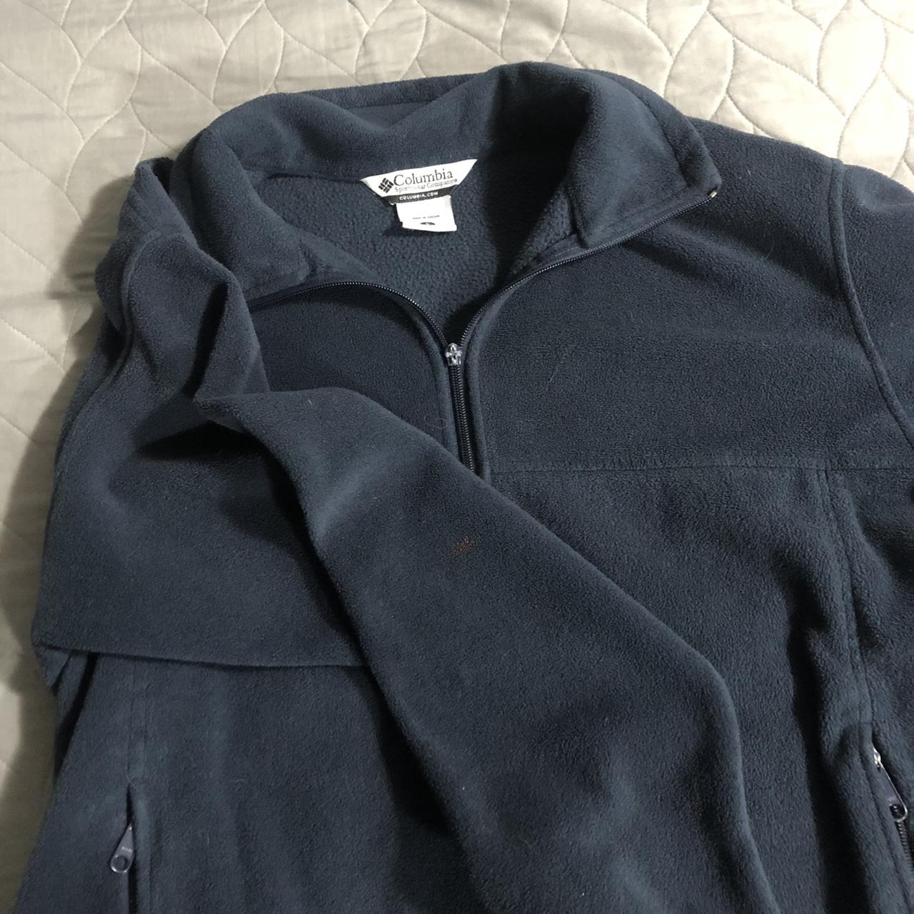 98. Columbia full zip fleece jacket (broken zipper... - Depop