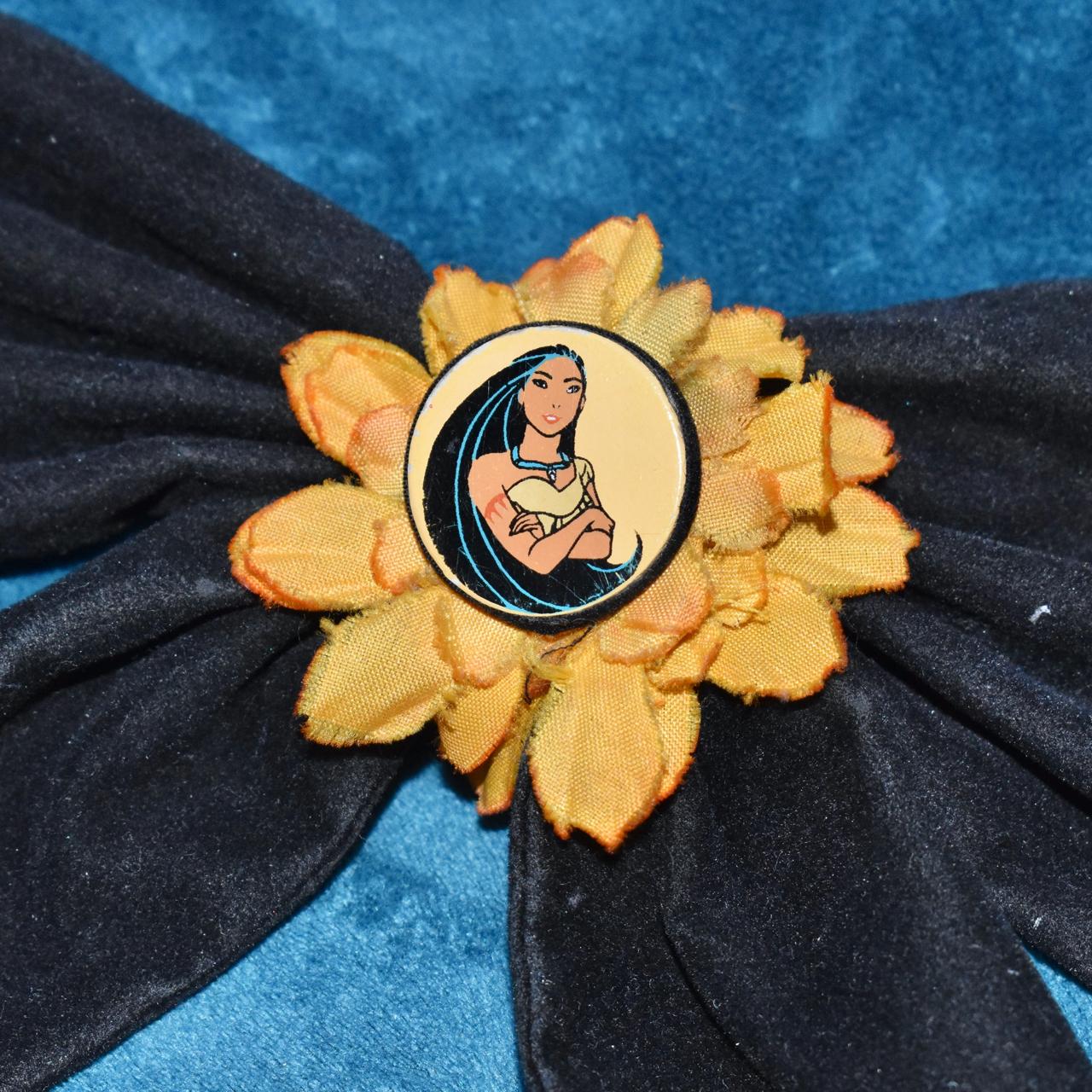 Disney Women's Black and Yellow Hair-accessories (2)