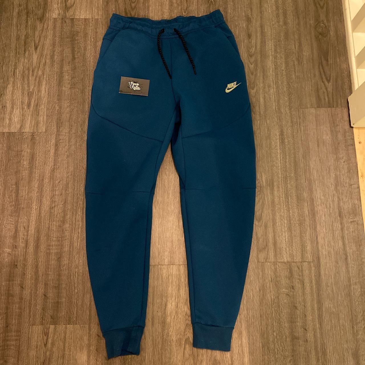 mens nike tech fleece joggers blue