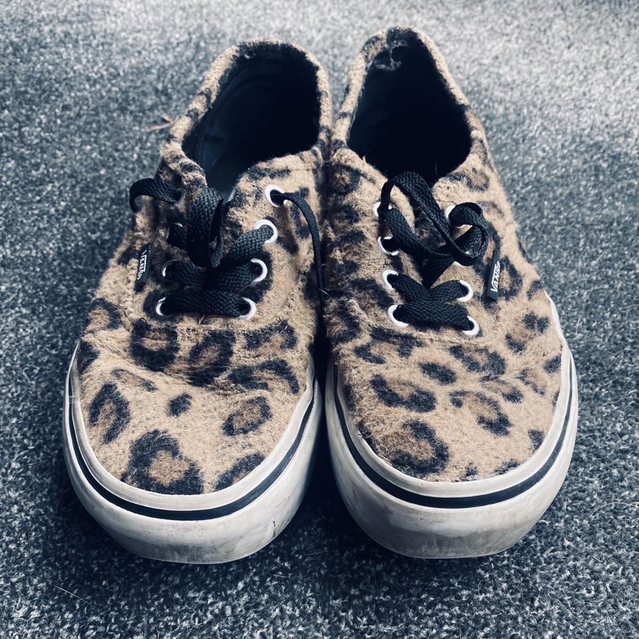 furry leopard vans