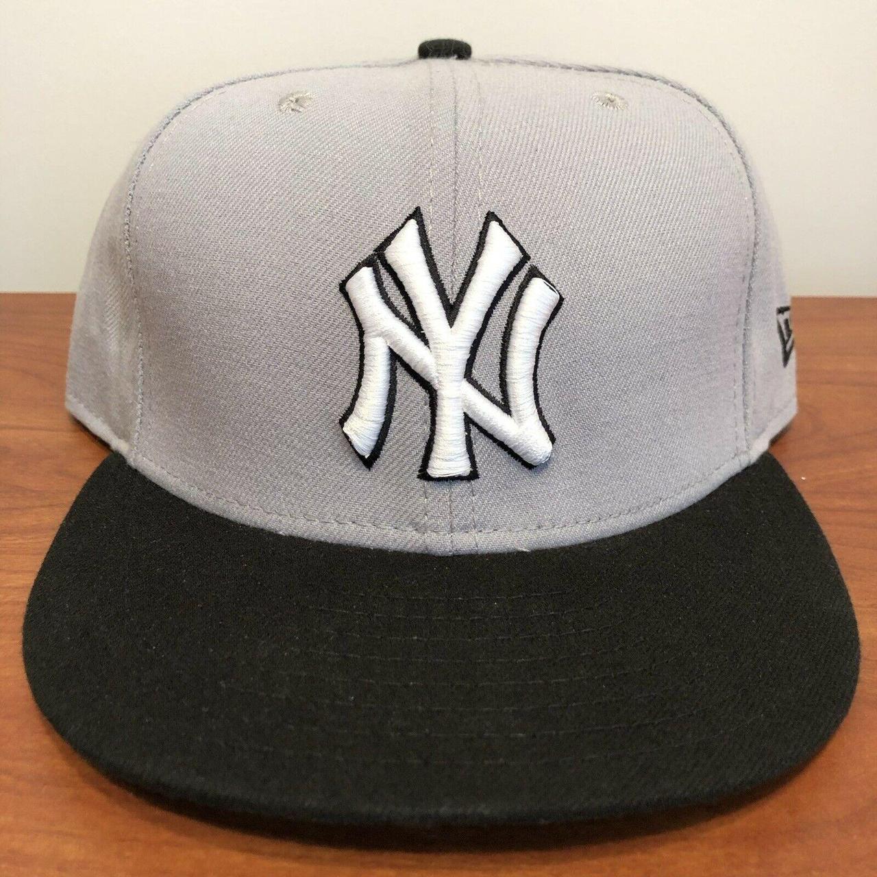 7 1/8 New York Yankees Corduroy Fitted Hat Lids - Depop