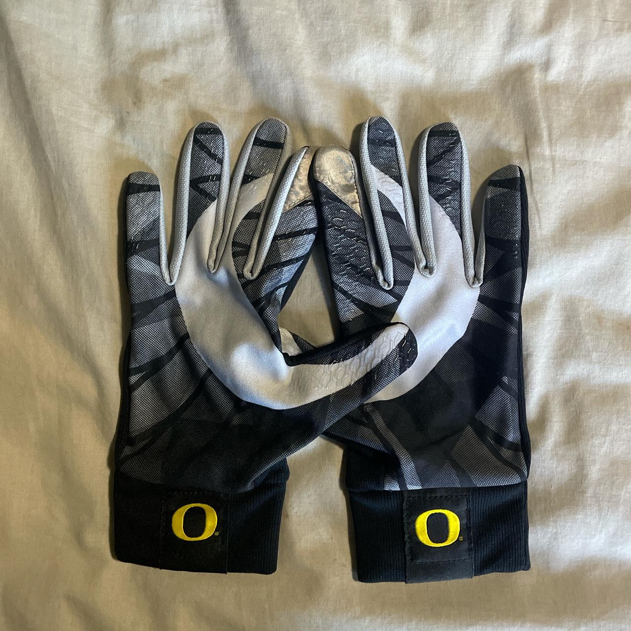Nike & Oregon Ducks Football Gloves Nike UofO... Depop
