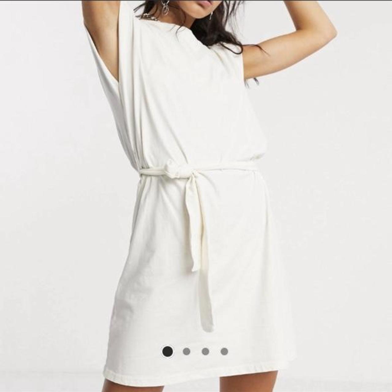 Bershka robe t shirt hot sale