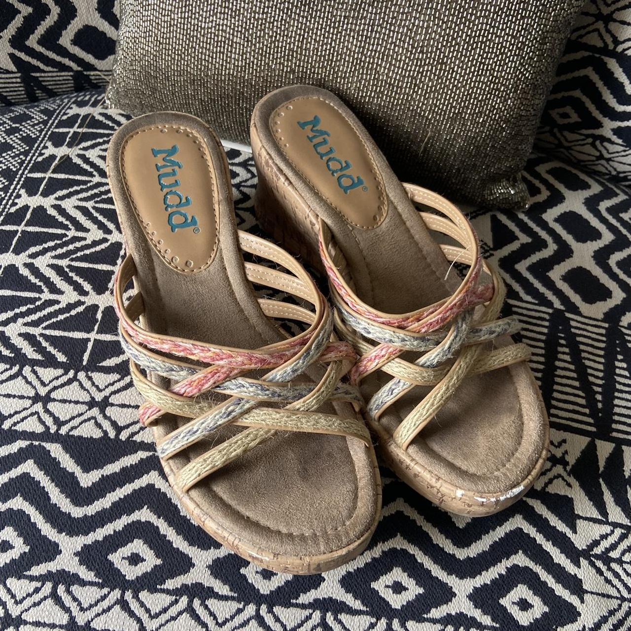 mudd platform sandals