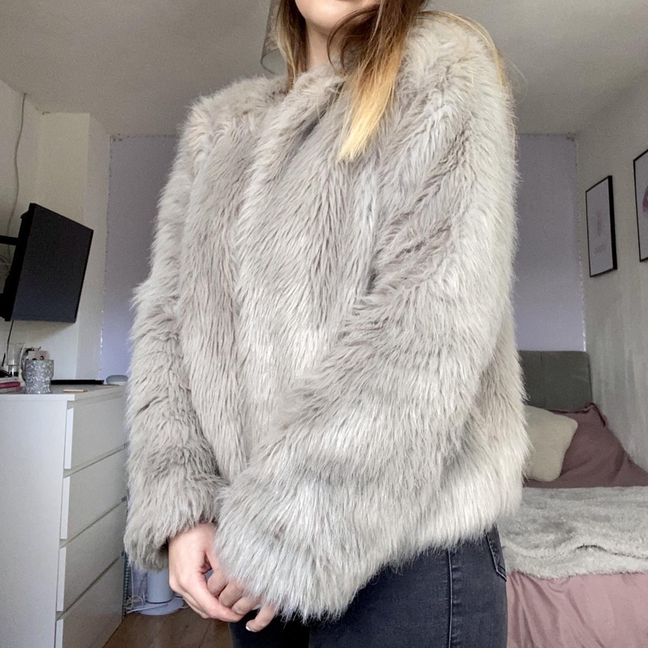 Light grey faux fur jacket coat from Missguided. Depop