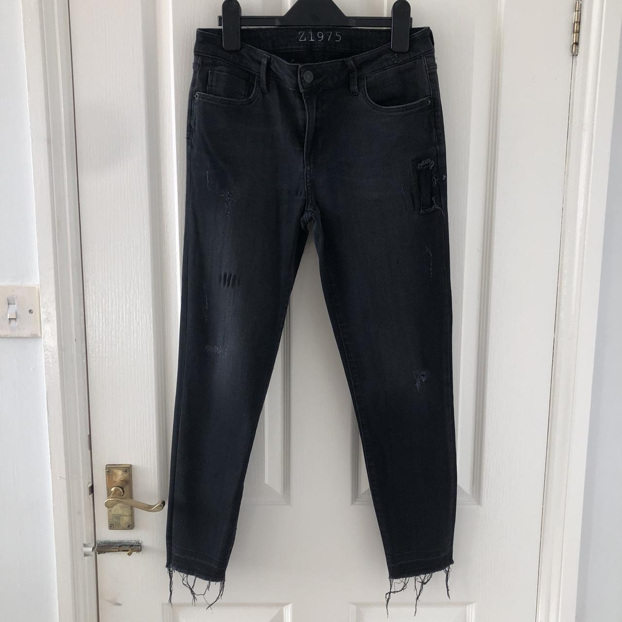 Zara Basic skinny jeans in black EUR 38 (UK size... - Depop