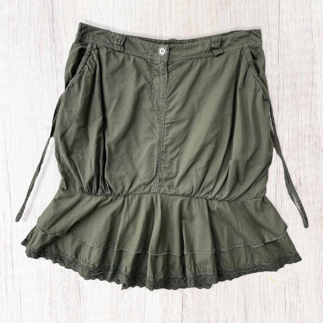Y2K khaki mini skirt Measurements (flat lay) Depop