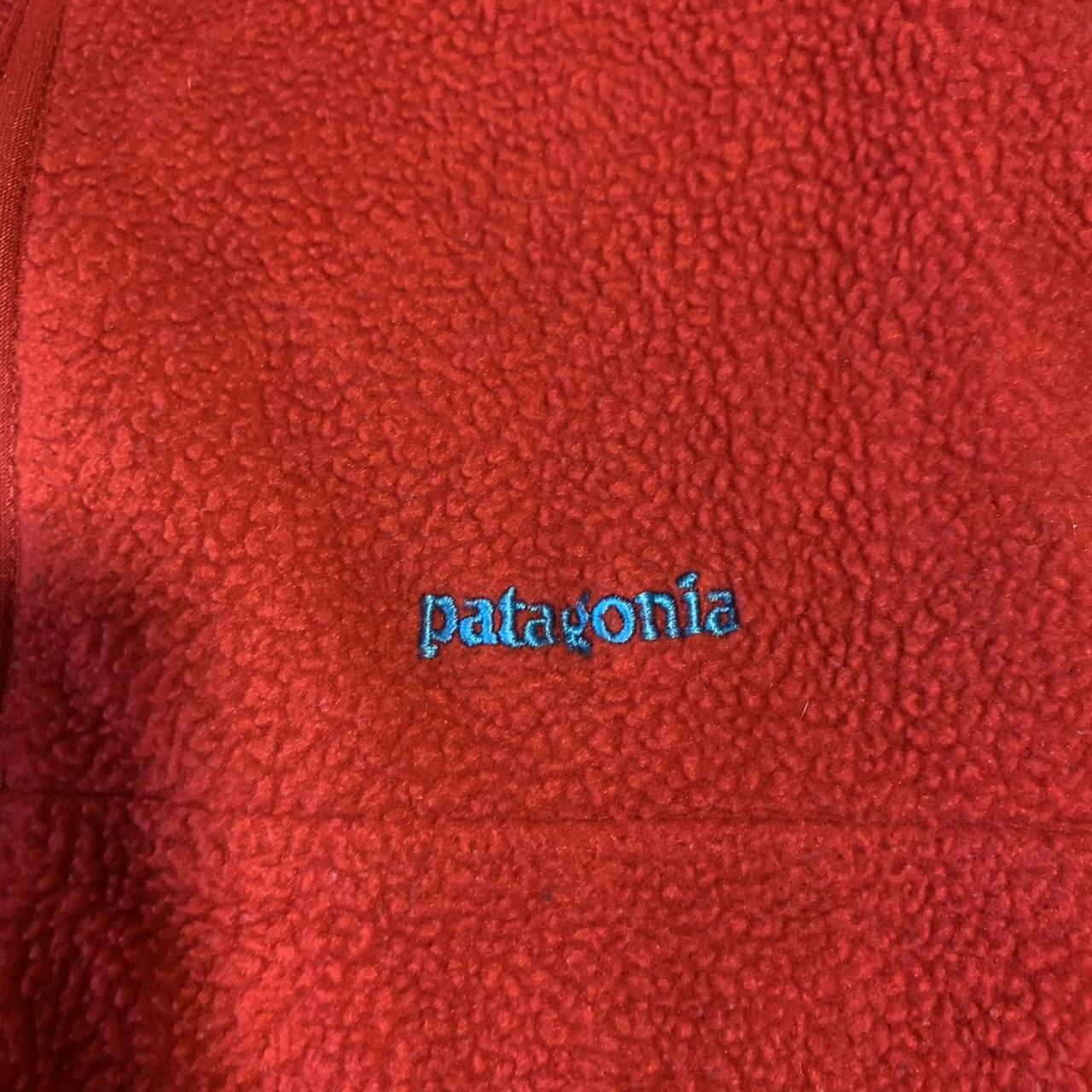 Patagonia Men's Red and Blue Jacket (4)