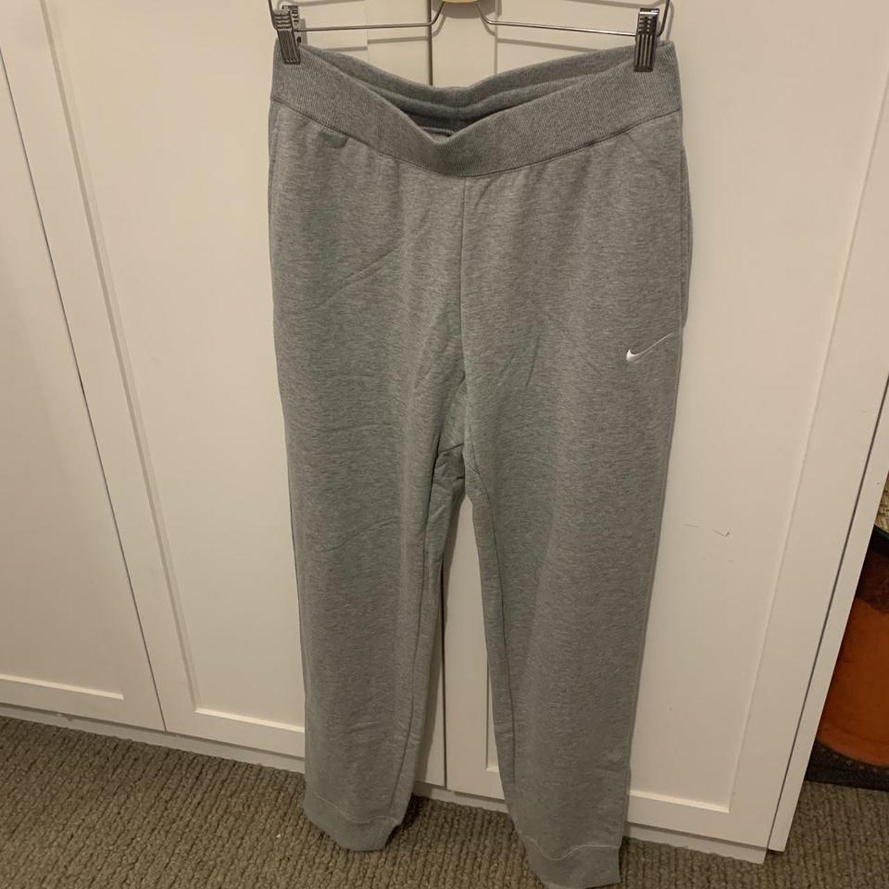 mens grey nike tracksuit