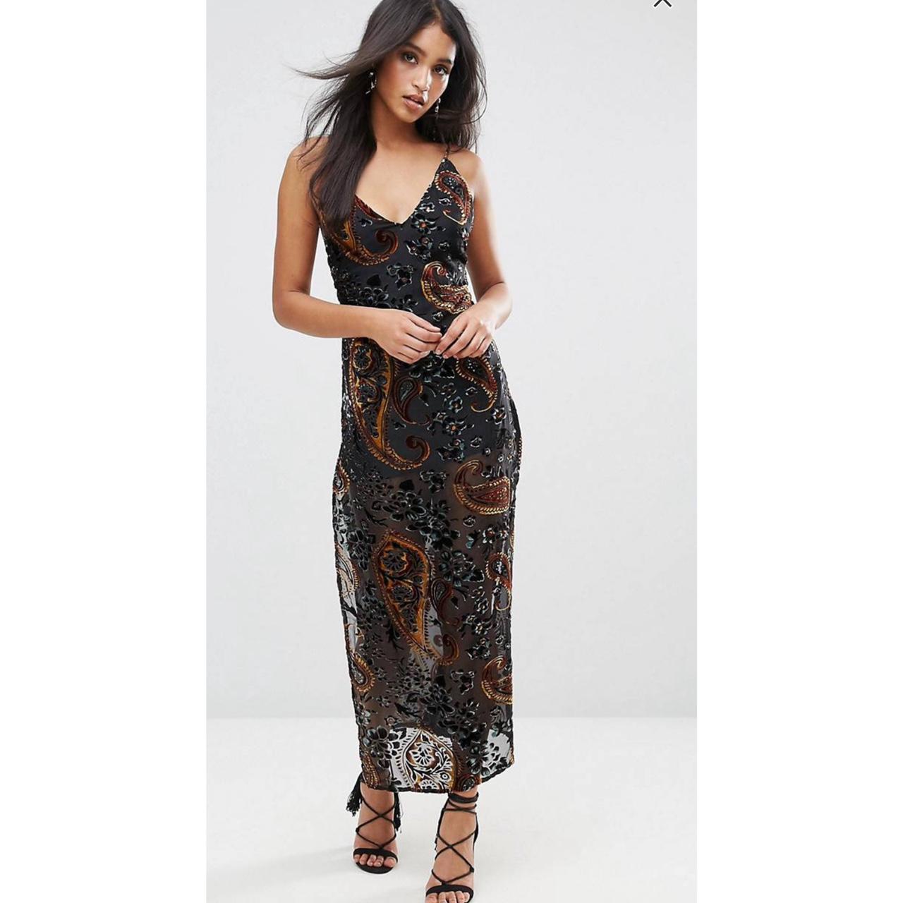 Maxi dress by Lioness Woven velvet Partially lined Depop