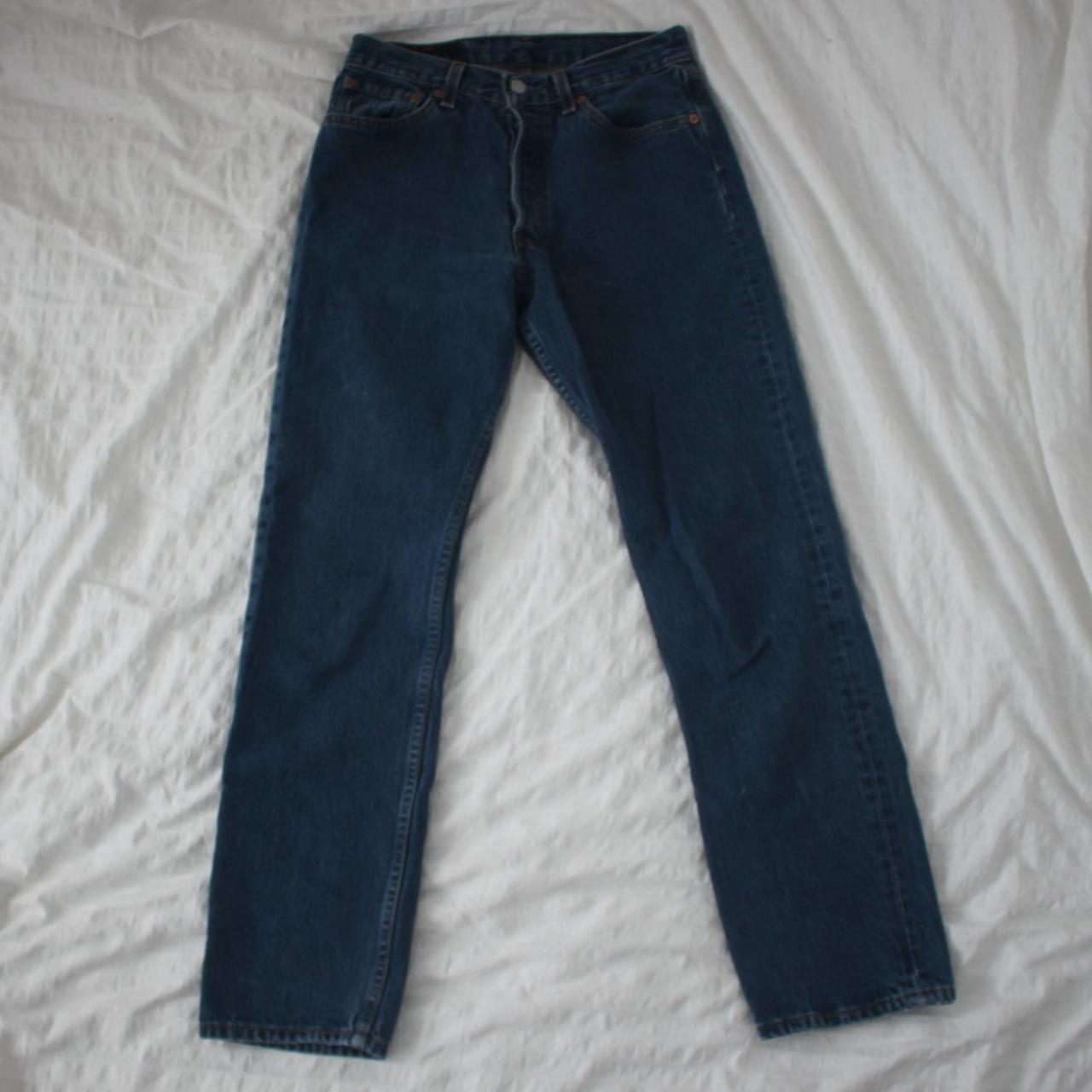 Levi's Women's Blue and Navy Jeans | Depop