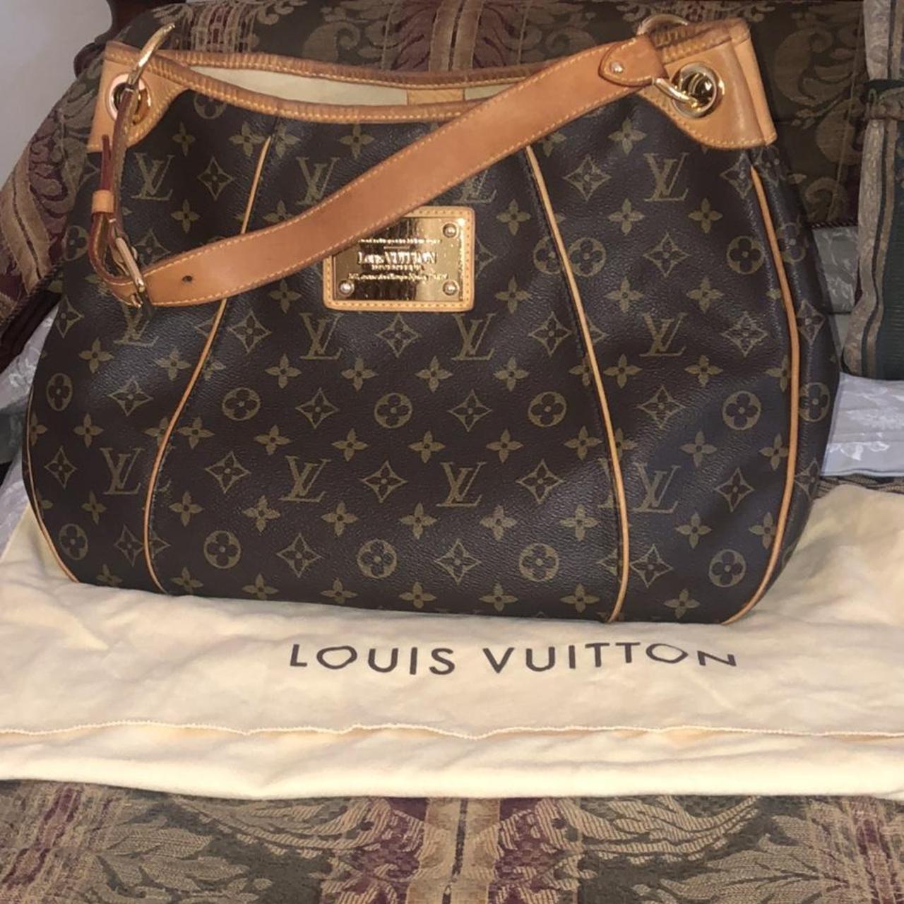 Louis Vuitton Galliera PM Shoulder Bag in Brown Monogram LV Canvas