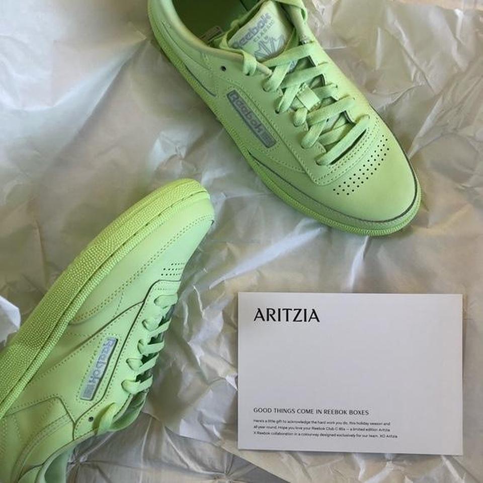 aritzia reebok shoes