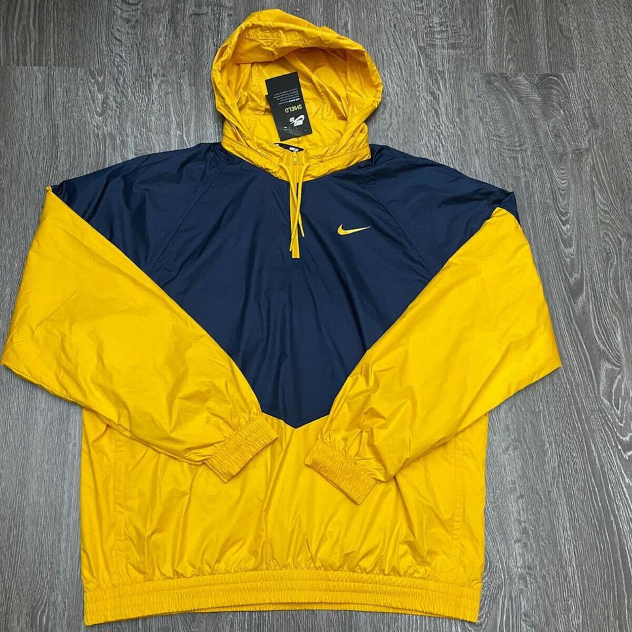 nike sb windbreaker jacket