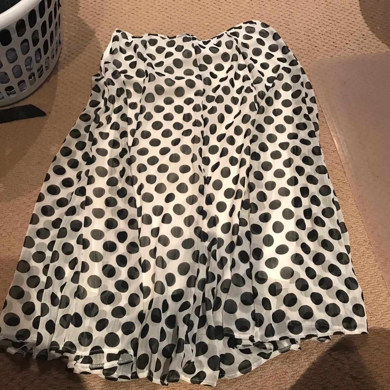 Stunning black and white spot summer skirt..lined... - Depop