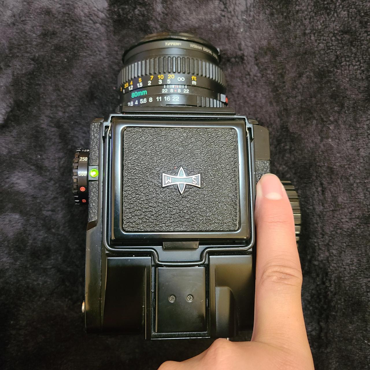 Product Image 4 - Selling this Mamiya 645 with