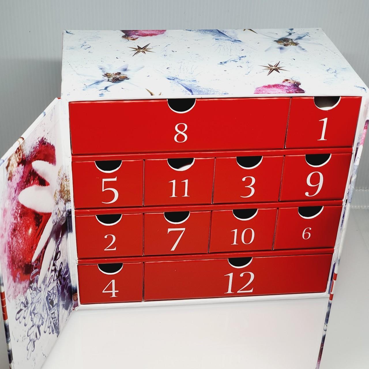 Clarins 12 Days Advent Calendar Gift Box Skincare... Depop