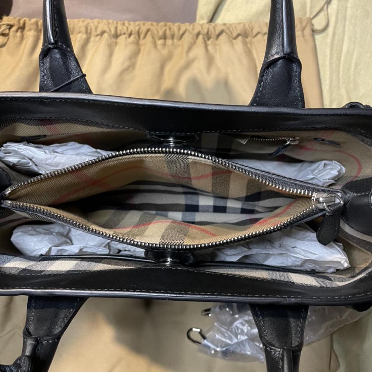 banner real burberry bag message before buying - Depop