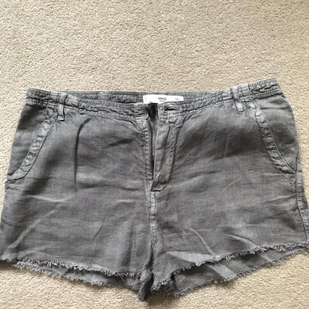 Mango Women's Grey Shorts | Depop