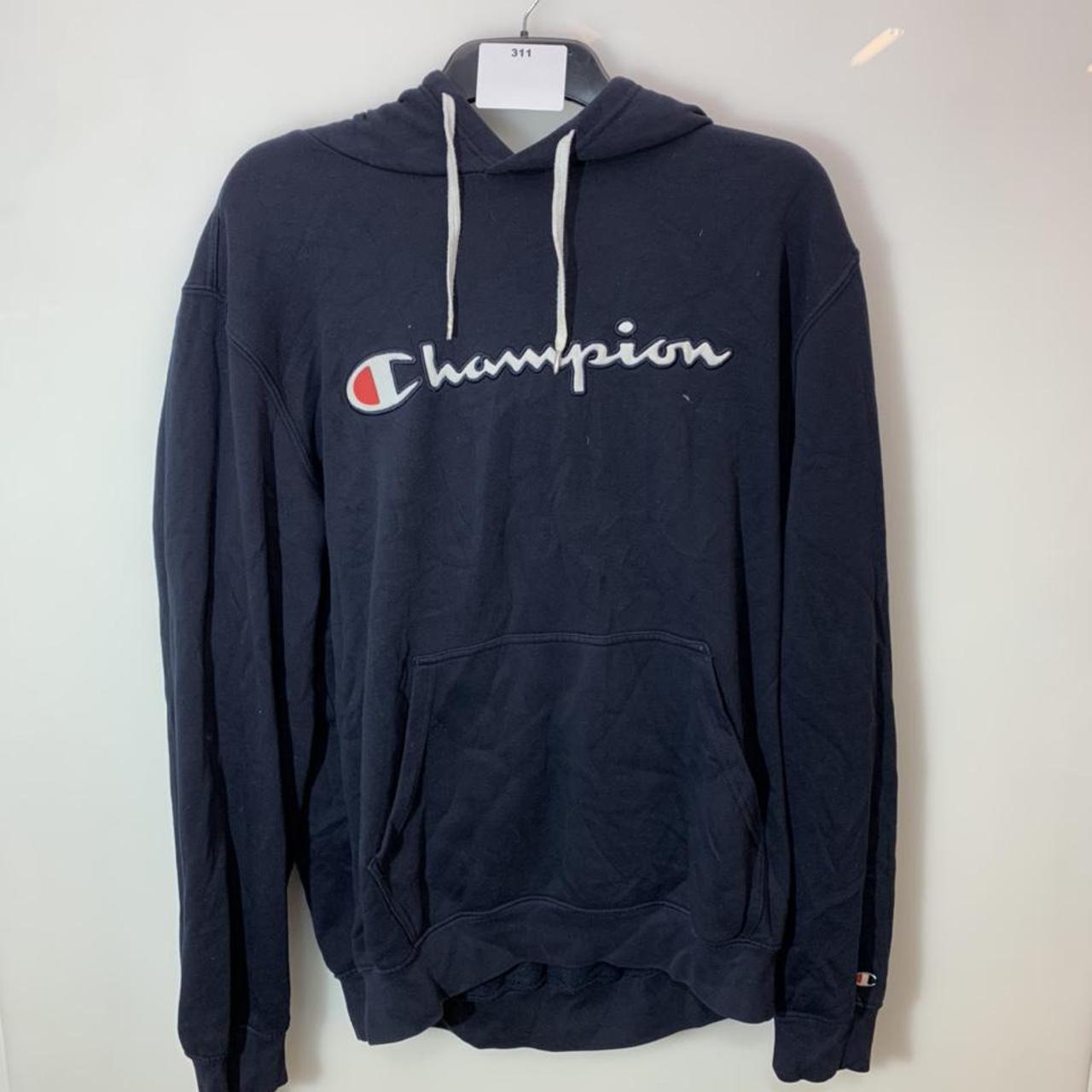 Classic champion hoody - Depop